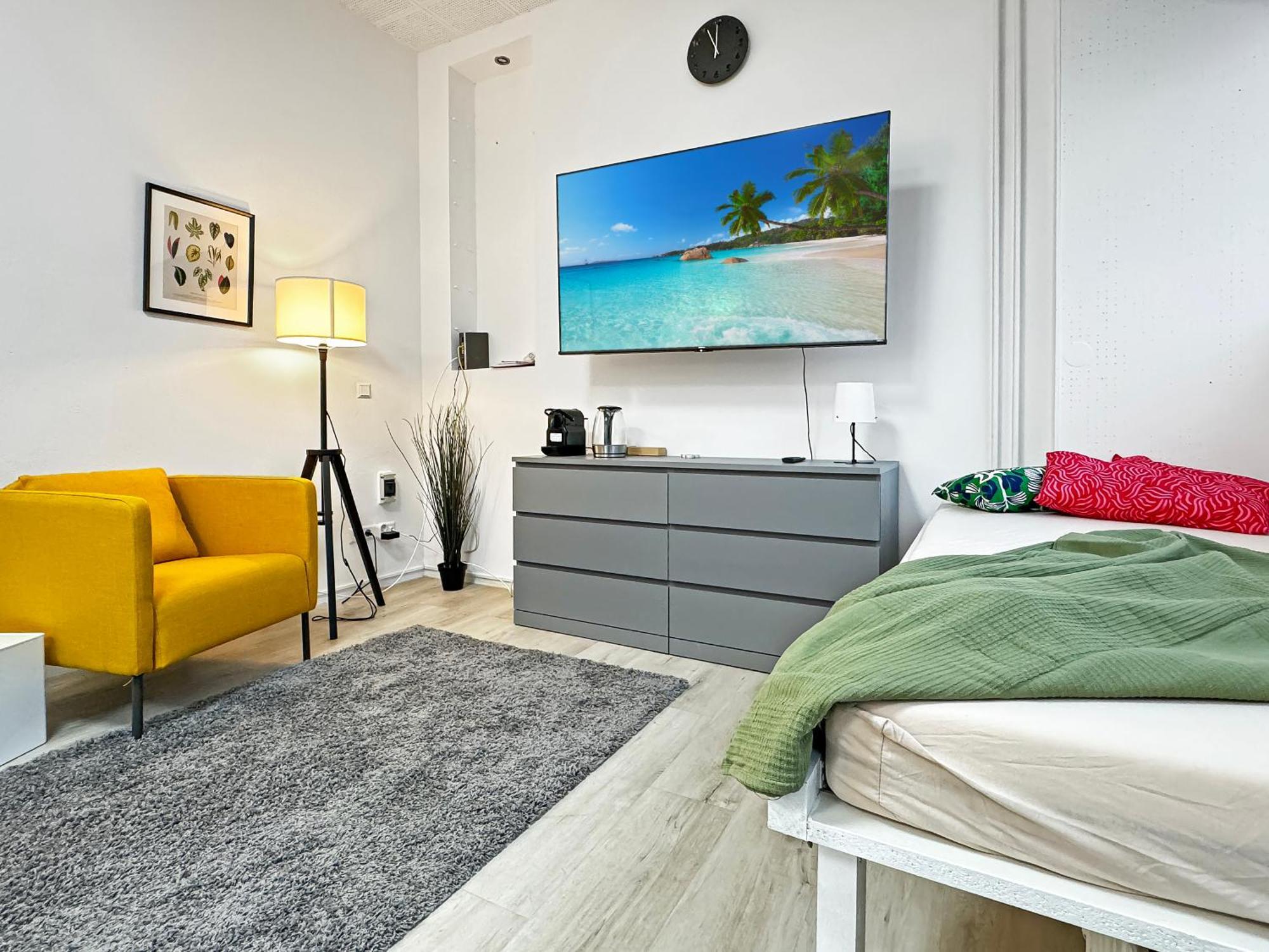 2 Zimmer Apartment Fuer 6 P, 15 Min Zum Flughafen 에즐링겐 외부 사진