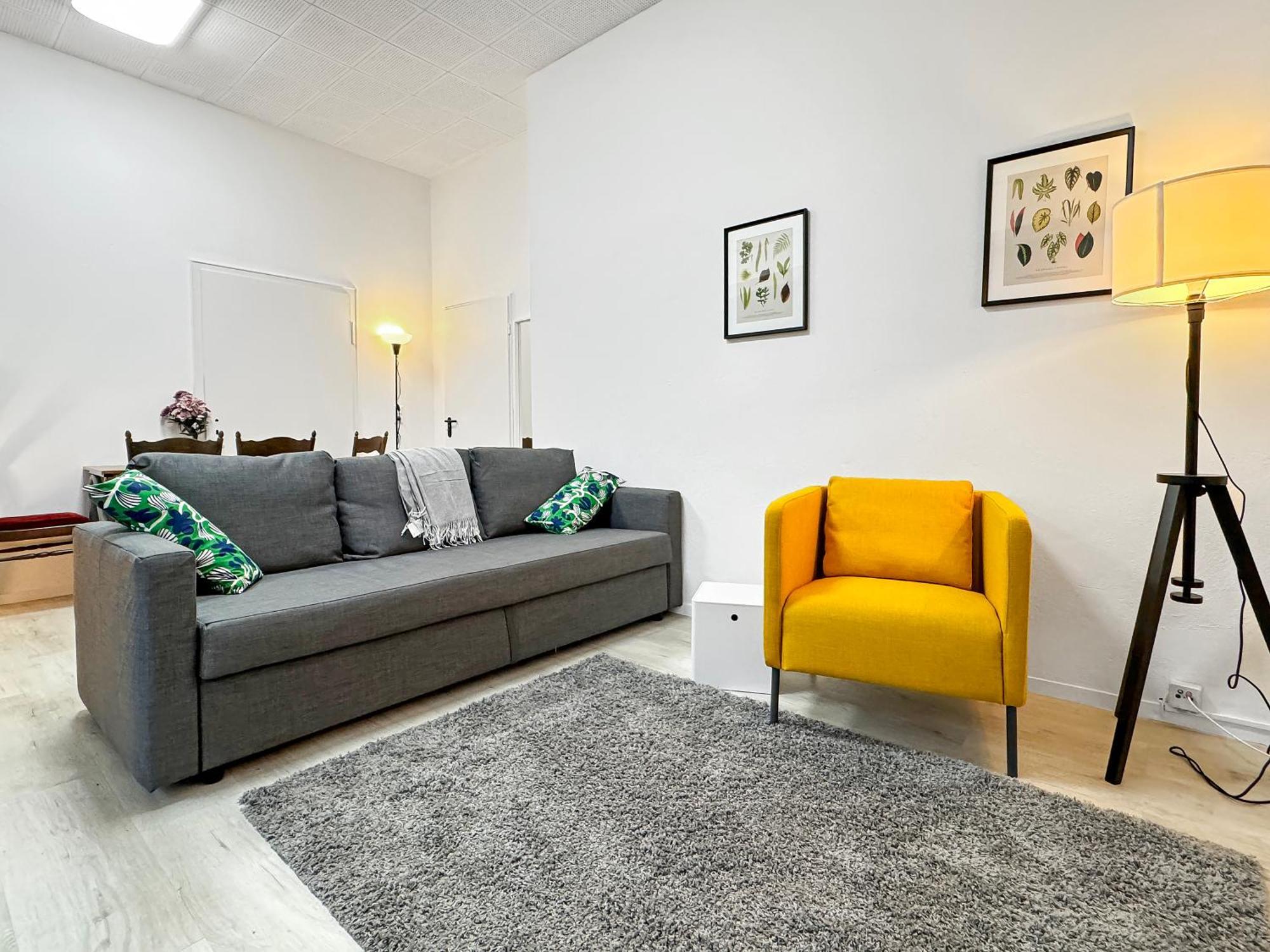 2 Zimmer Apartment Fuer 6 P, 15 Min Zum Flughafen 에즐링겐 외부 사진